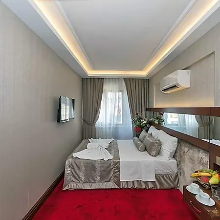 فندق Escardin 3*