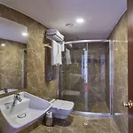 Escardin Hotel